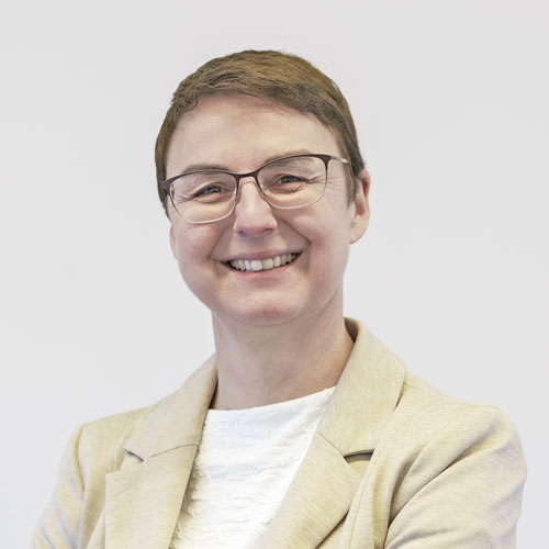 Prof. (apl.) Dr. Monika Equit